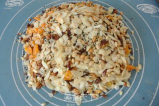 升级版----广式肉松五仁叉烧月饼(附详细过程图)的做法步骤：5