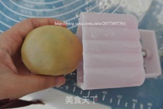 升级版----广式肉松五仁叉烧月饼(附详细过程图)的做法步骤：16
