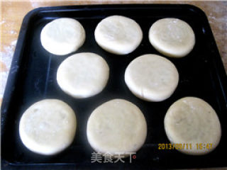 自制酥皮果仁月饼的做法步骤：17