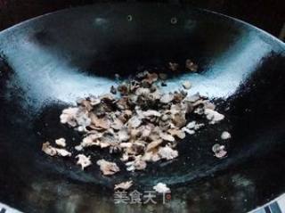 白参青椒炒蛋的做法步骤：4