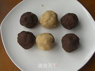 免烤的咖啡莲蓉月饼的做法步骤：5