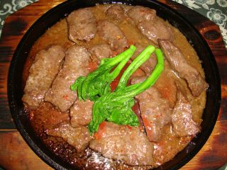 胡椒铁板牛扒的做法步骤：6