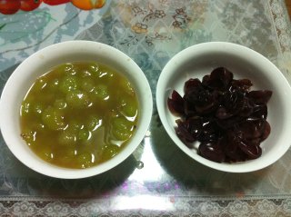 葡萄果酱的做法步骤：1