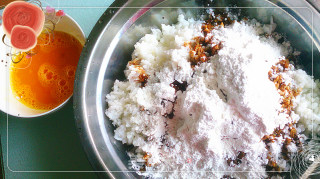 27殿的烹饪日记——剩饭剩菜的华丽转身之“香辣米锅巴”的做法步骤：2