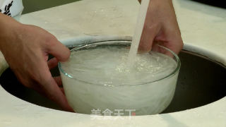 泥虫炒萝卜丝的做法步骤：4