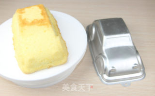 可爱汽车生日蛋糕的做法步骤：1