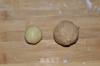 广式肉松月饼的做法步骤：11