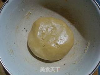 月圆中秋----------【广式草莓豆沙月饼】的做法步骤：4