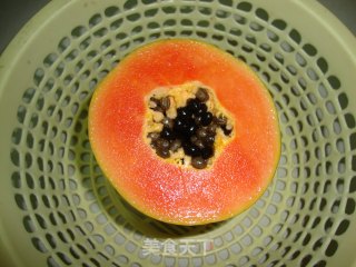 【木瓜雪耳炖椰奶】---美容又养颜哦的做法步骤：1
