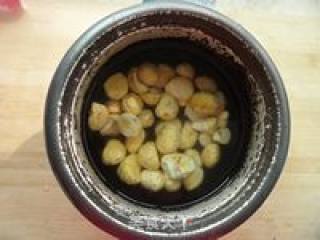 纯天然的栗子冰皮月饼的做法步骤：2