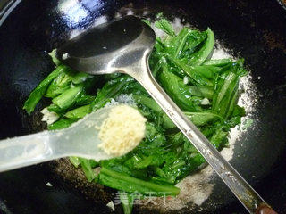 蒜香油麦菜的做法步骤：6
