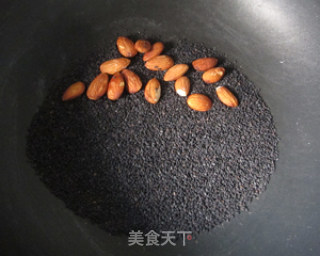 月饼馅——果仁芝麻馅的做法步骤：3