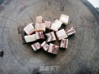 腊肉炒茭白的做法步骤：1