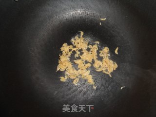 少油烟虾米豆腐的做法步骤：2