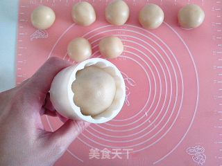 麻薯红豆沙月饼的做法步骤：25