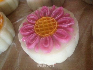 镂空双色月饼的做法步骤：13