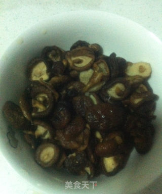 椒盐香菇的做法步骤：2