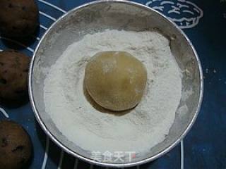 月圆中秋---------【椰香双豆沙月饼】的做法步骤：9
