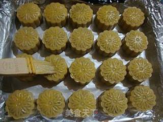 月圆中秋---------【椰香双豆沙月饼】的做法步骤：13