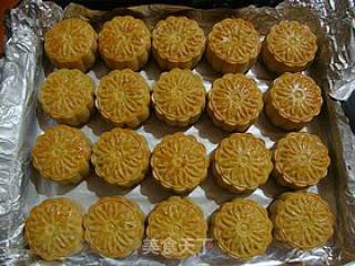 月圆中秋---------【椰香双豆沙月饼】的做法步骤：14