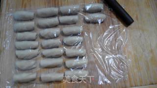 椒盐芝麻月饼的做法步骤：7