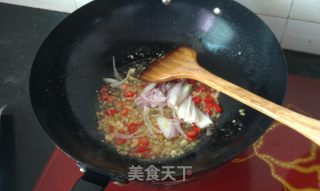 烤鲈鱼的做法步骤：5