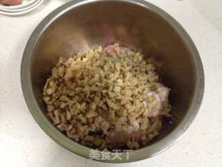 鲜虾馄饨的做法步骤：3