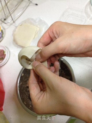 鲜虾馄饨的做法步骤：9