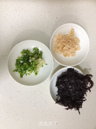 鲜虾馄饨的做法步骤：11