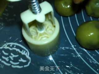 豆沙月饼的做法步骤：11