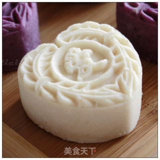 免烤健康的中秋月饼-----紫薯山药豆沙月饼的做法步骤：9