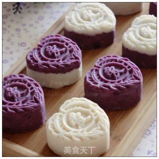 免烤健康的中秋月饼-----紫薯山药豆沙月饼的做法步骤：10