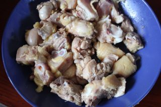 土豆炖鸡腿的做法步骤：3