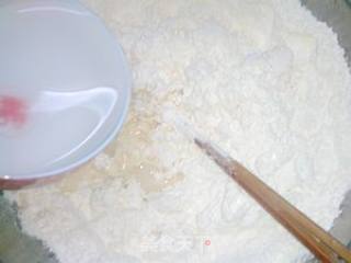 莲蓉馅饼的做法步骤：3