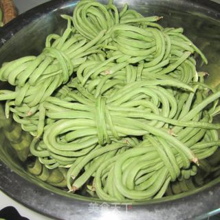 腌咸酸豆角的做法步骤：3