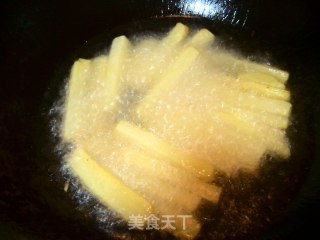 香炸土豆条的做法步骤：6