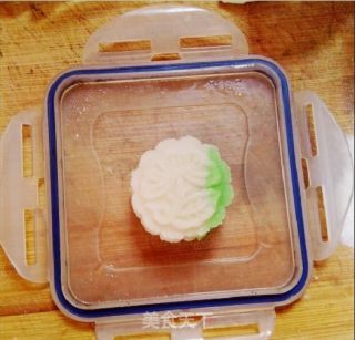 玉兔多彩冰皮月饼的做法步骤：9