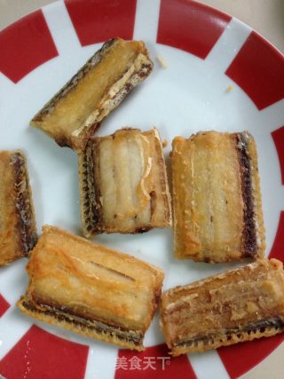 糖醋带鱼的做法步骤：4