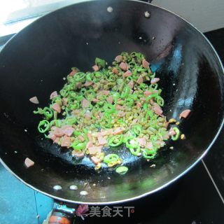 辣炒咸豆角火腿丁的做法步骤：6