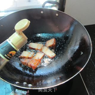 腊肉烧茄片的做法步骤：3