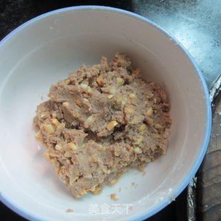 花生豆沙月饼的做法步骤：1