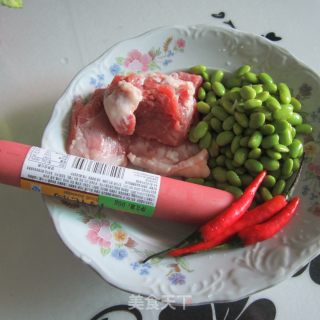 黄豆火腿炒肉的做法步骤：1