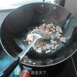 黄豆火腿炒肉的做法步骤：3