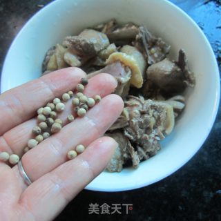 甜酒胡椒蒸老鸭的做法步骤：5