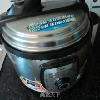 甜酒胡椒蒸老鸭的做法步骤：8
