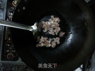 青椒肉丝的做法步骤：2