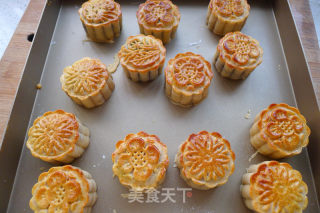 广式月饼的做法步骤：24