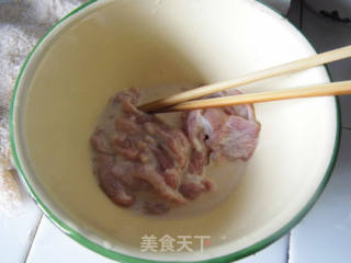 大学食堂里的那一碗—————【 鸡油三鲜米线】的做法步骤：2
