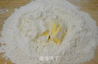 苏式豆沙月饼的做法步骤：1