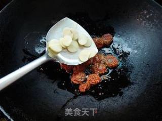 腊肠烧杏鲍菇的做法步骤：5